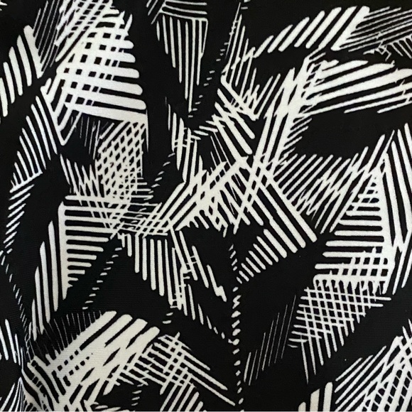 PRANA • NWT! “Regan” High Neck UPF 50+ Bikini Top - Black Springtime - Size S - Picture 7 of 16